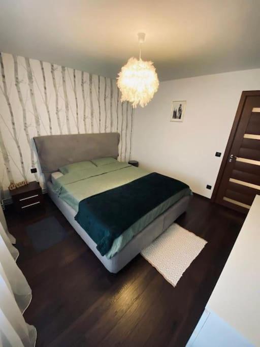 Aparthotel City Center Targu Ocna Eksteriør billede